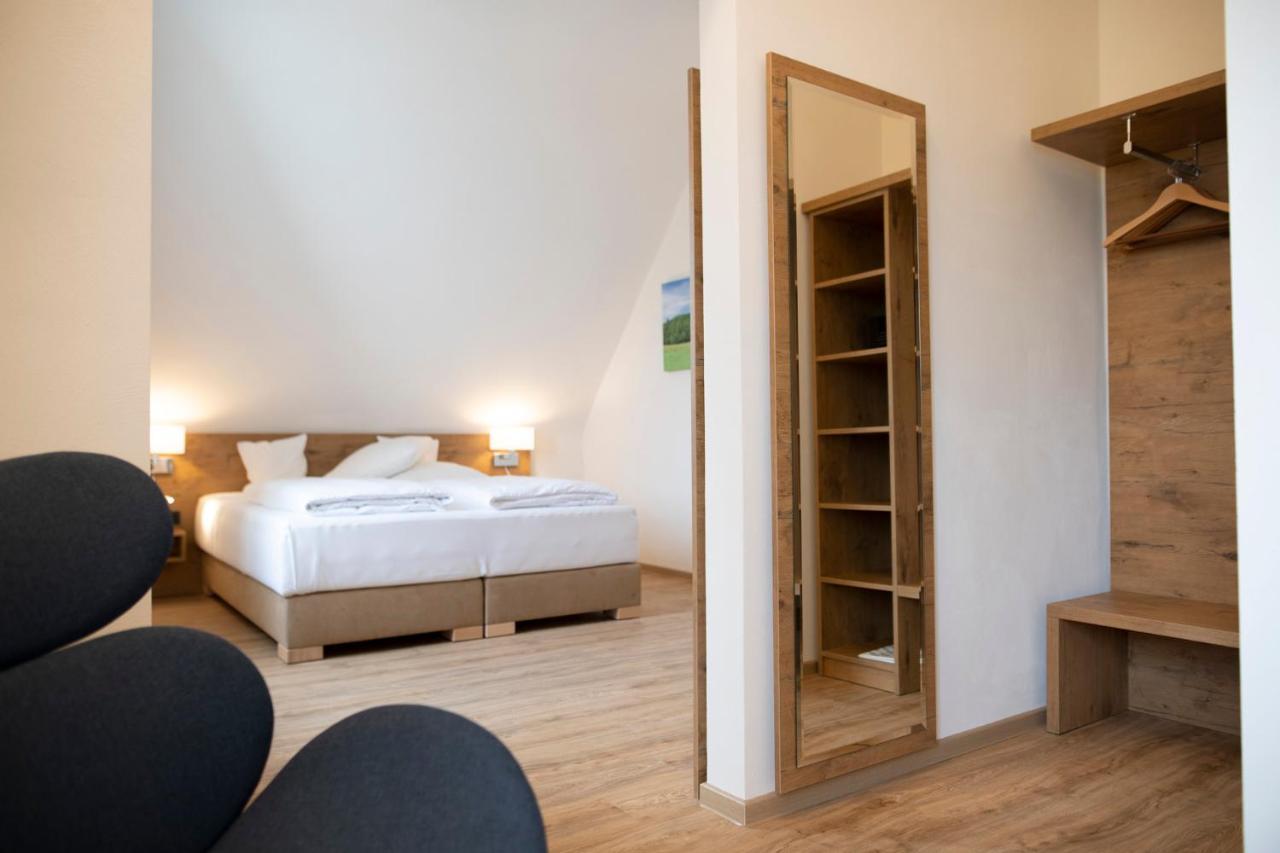 Landhotel Kauzenberg บาดครอยซ์นาค ภายนอก รูปภาพ