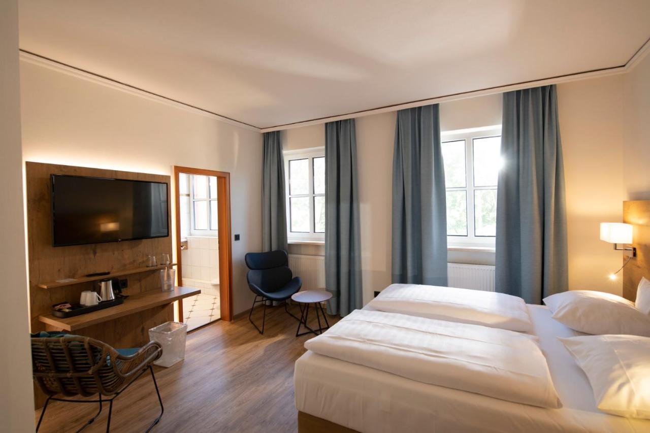 Landhotel Kauzenberg บาดครอยซ์นาค ภายนอก รูปภาพ