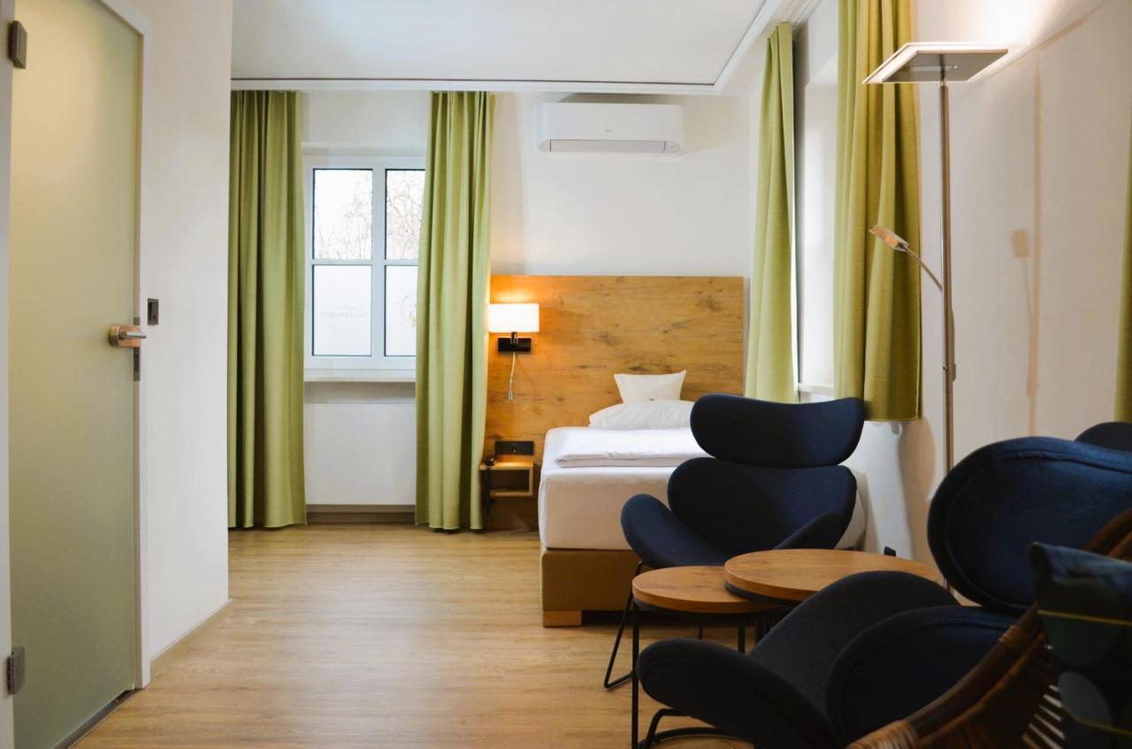 Landhotel Kauzenberg บาดครอยซ์นาค ภายนอก รูปภาพ