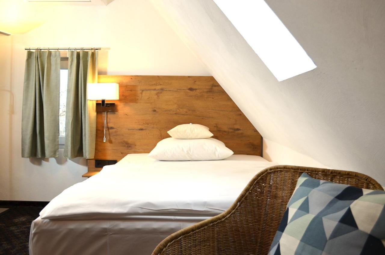 Landhotel Kauzenberg บาดครอยซ์นาค ภายนอก รูปภาพ